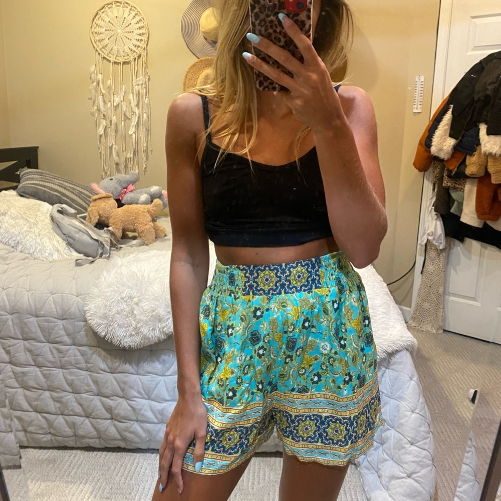 Patterned boutique high rise shorts